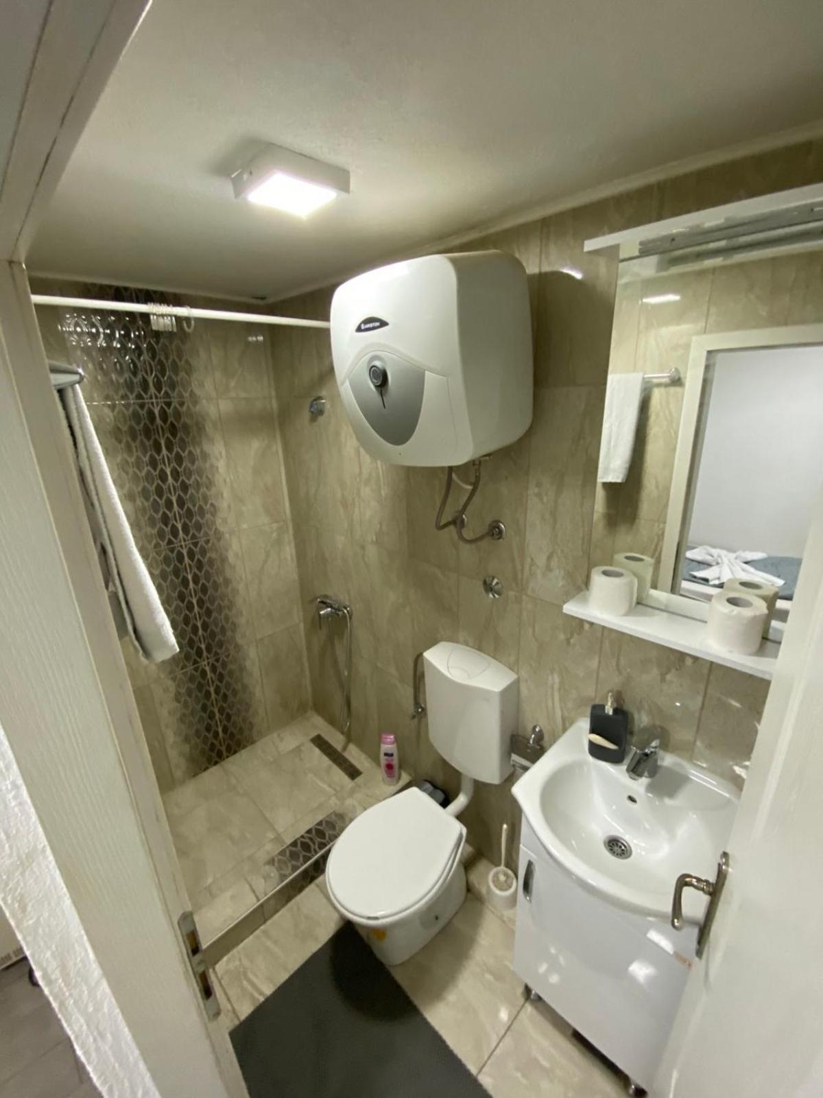 Hostel Tuzla Kültér fotó